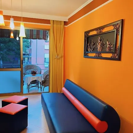Bluetique * Golem (Tirana)